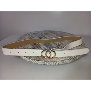 White Belt with Brass Buckle, Women's Size (see measurement)